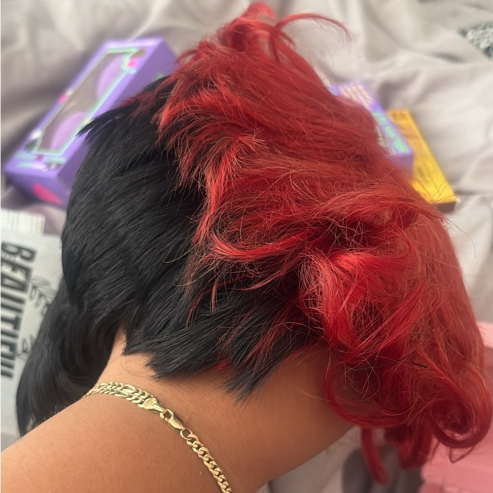 Stylish Red and Black Women's Wig